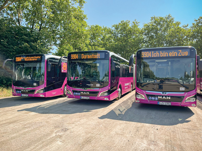 IVU Traffic Technologies - Información al pasajero del autobús del servicio de sustitución de Riedbahn